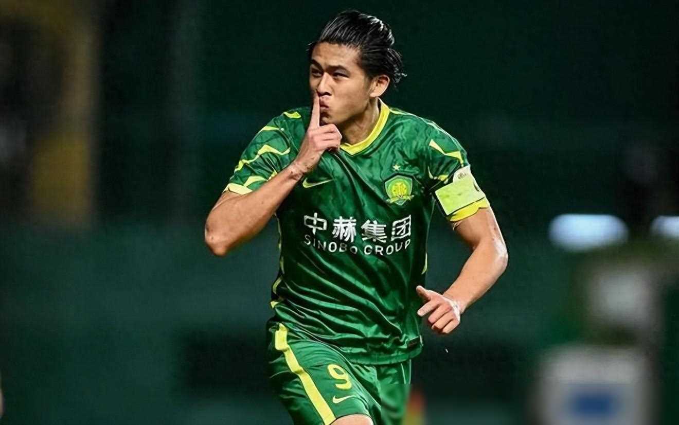 北京中赫国安大胜，保持不败